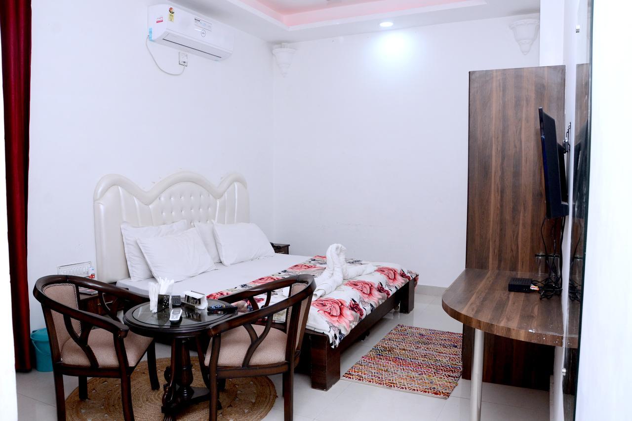 Hotel Pratap Regal Bharatpur Extérieur photo