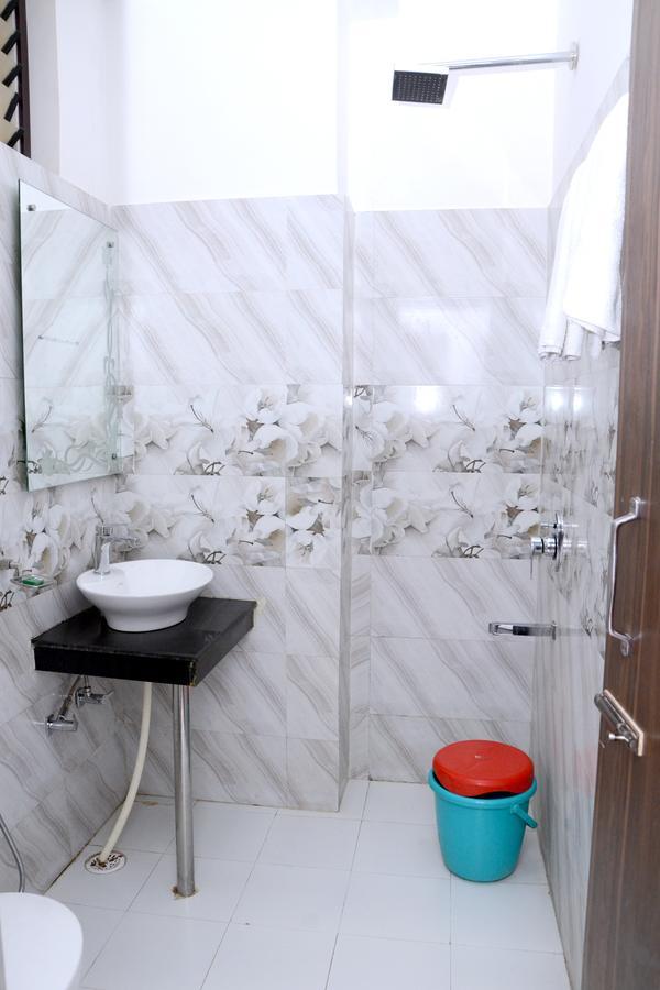 Hotel Pratap Regal Bharatpur Extérieur photo